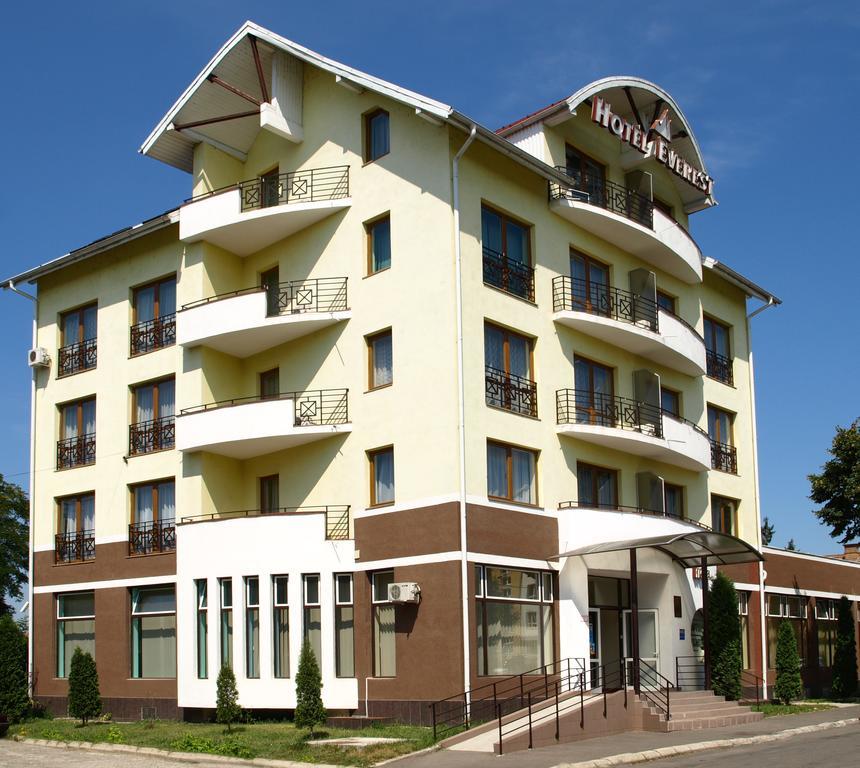 Hotel Everest Targu Mures Exterior photo