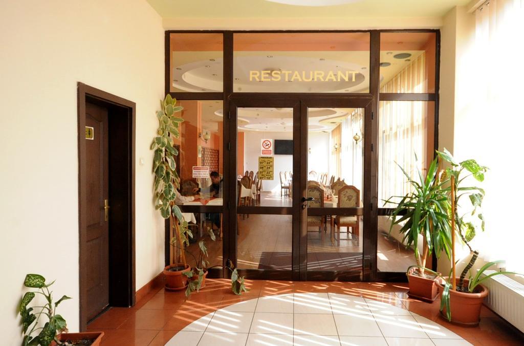Hotel Everest Targu Mures Exterior photo