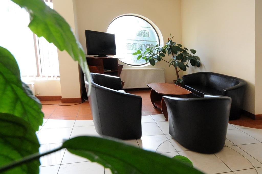 Hotel Everest Targu Mures Exterior photo