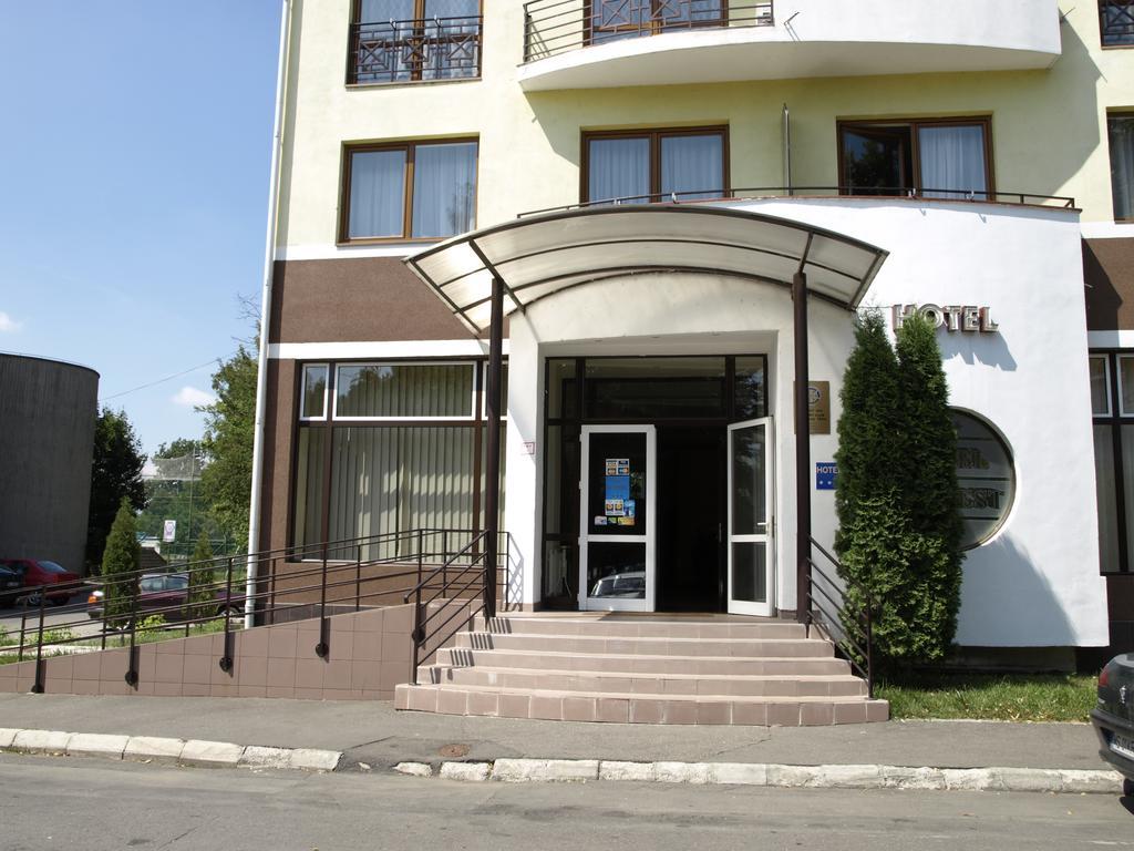 Hotel Everest Targu Mures Exterior photo